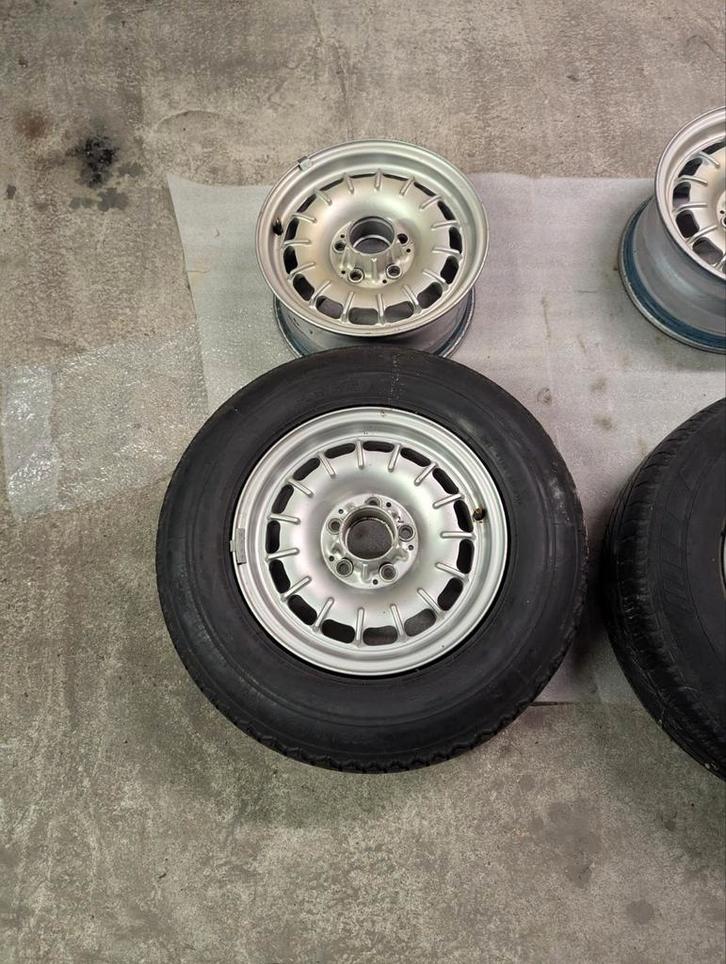 Originele kroonkurk velgen W123, Auto-onderdelen, Banden en Velgen, Velg(en), 14 inch, Ophalen