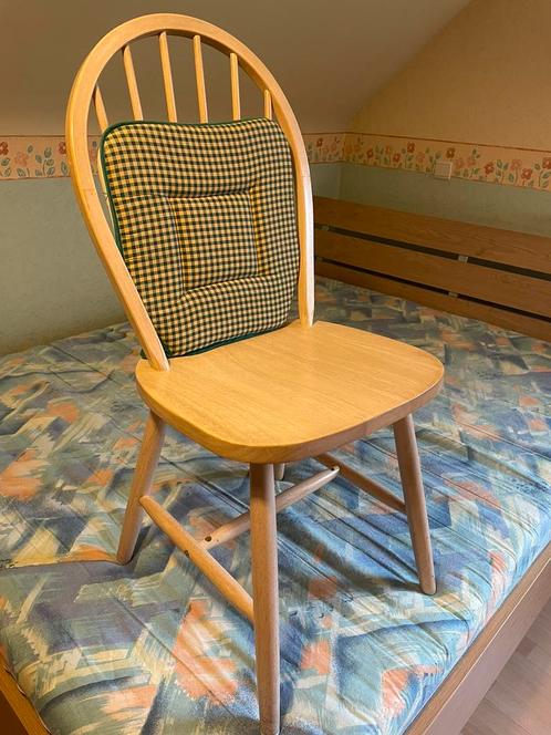 4 belles chaises de salle de séjour, Enfants & Bébés, Chambre d'enfant | Tables & Chaises, Comme neuf, Chaise(s)