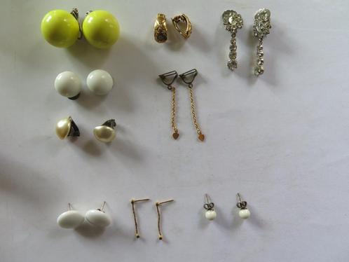 oorbellen, Handtassen en Accessoires, Oorbellen, Zo goed als nieuw, Knopjes of Stekers, Overige materialen, Overige kleuren, Ophalen of Verzenden