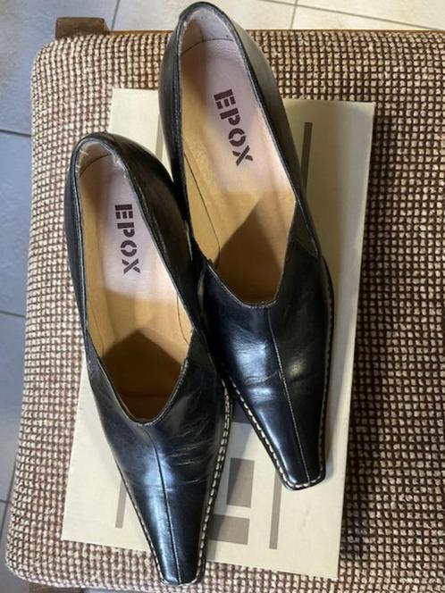 Mooie elegante puntschoenen in fijn zwart leder- maat 36, Vêtements | Femmes, Chaussures, Neuf, Chaussures à haut talons, Noir