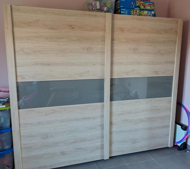Zeer grote kleerkast, dubbele schuifdeur, Huis en Inrichting, Kasten | Kleerkasten, Gebruikt, 200 cm of meer, 200 cm of meer, 50 tot 75 cm