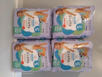 4 nieuwe pakken kruidvat luierbroekjes maat 5 beschikbaar voor biedingen