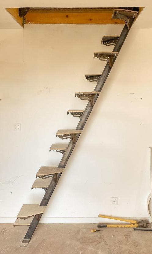 escalier de créateur, Bricolage & Construction, Échelles & Escaliers, Comme neuf, Escalier, 2 à 4 mètres, Enlèvement