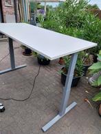 Mooie bureaus ook zit-sta en duo, Ophalen