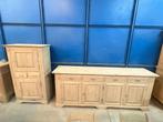 Met lucht gegomde eikenhouten dressoir en kousenset, Ophalen