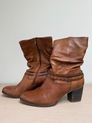 Dameslaarzen SPM cognac/caramel (maat 42) beschikbaar voor biedingen