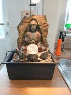 Fontein in de vorm van een Boeddha, Tuin en Terras, Ophalen of Verzenden, Zo goed als nieuw, Kunststof, Fontein