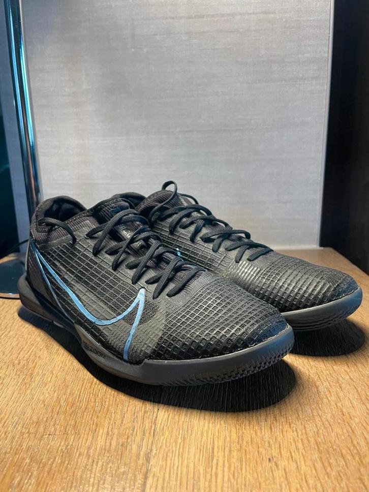 Mercrurial air zoom 39 zaalvoetbalschoen, Sport en Fitness, Loopsport en Atletiek, Zo goed als nieuw, Ophalen of Verzenden