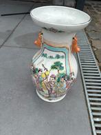 Chinese vaas, vogels en vlinders, Antiek en Kunst, Ophalen
