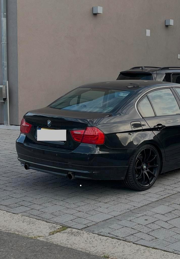 BMW E90 achterbumper met dubbele uitgang, Auto-onderdelen, Overige Auto-onderdelen, BMW, Ophalen