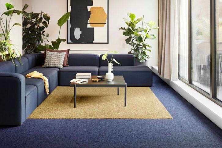 Half hoogpolige tapijttegels van Interface Meerdere kleuren, Handtassen en Accessoires, Overige Accessoires, Nieuw, Ophalen of Verzenden