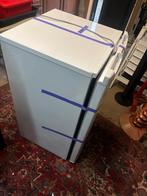 Diepvries beko met 4 vakken nieuw staat, Elektronische apparatuur, Vriezers en Diepvrieskisten, Minder dan 60 cm, Zo goed als nieuw