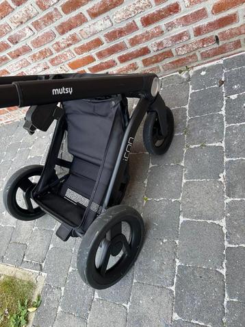 Buggy Mutsy Icon Jade Green + Maxi-Cosi, Enlèvement, Utilisé, Protection de pluie