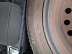 2 pneus hiver, 2 pneus été avec 4 enjoliveurs 206 60 R16, Auto-onderdelen, Banden en Velgen, Ophalen, Gebruikt