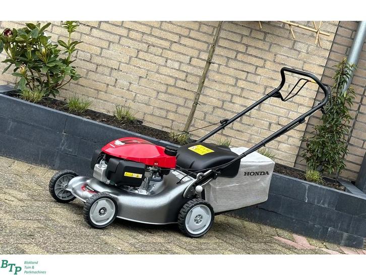 Honda Gazonmaaier met aandrijving grasmaaier ACTIE, Antiek en Kunst, Antiek | Gereedschap en Instrumenten