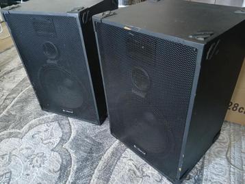 2 idance speakers  beschikbaar voor biedingen