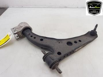 BRAS DE SUSPENSION AVANT GAUCHE (TRIANGLE) Opel Astra K, Utilisé, Opel