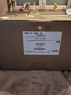 Pokemon ultra premium mega dracaufeu case scellee, Enlèvement, Comme neuf