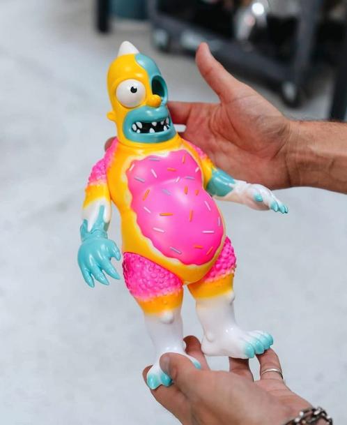 Matt Gondek Big Trouble Sofubi Toy, Antiek en Kunst, Kunst | Designobjecten, Ophalen