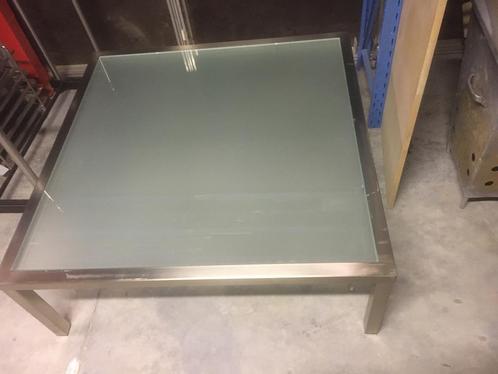1 Salontafel inox en 1 eettafel inox 2 stuks voor 50€, Tuin en Terras, Tuintafels, Gebruikt, Ophalen