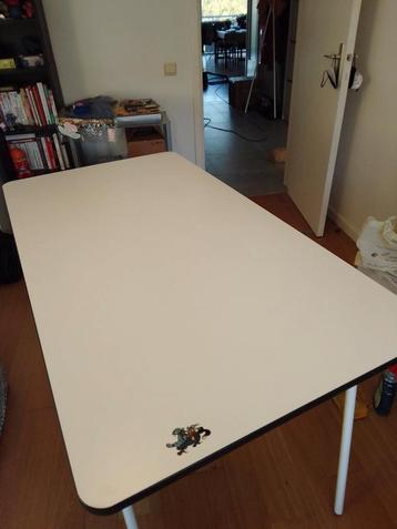Urgent-table avec tréteaux, Enlèvement, Utilisé, Bureau