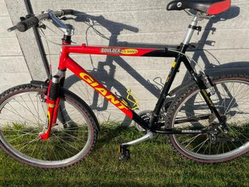 Giant boulder alu shock MTB beschikbaar voor biedingen