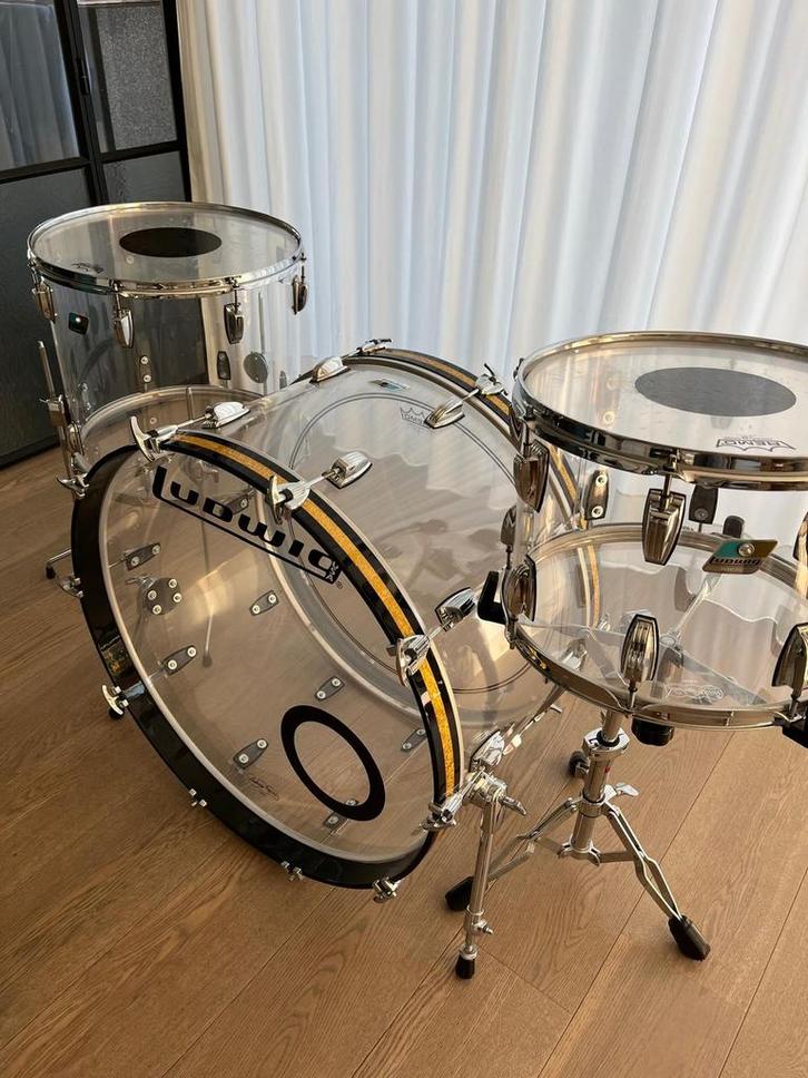 LUWIG VISTALITE CLEAR  drum kit! Incl WITTE koffers!, Muziek en Instrumenten, Drumstellen en Slagwerk, Zo goed als nieuw, Ludwig