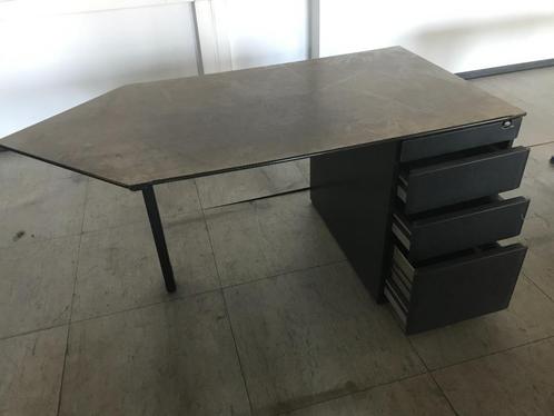 bureau, Zakelijke goederen, Kantoor en Winkelinrichting | Kantoormeubilair en Inrichting, Bureau, Ophalen