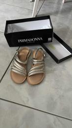 Nieuwe platte gouden SANDALEN PRIMADONNA 38, Overige kleuren, Nieuw, Sandalen of Muiltjes, Ophalen of Verzenden