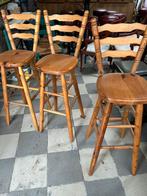 Deze week 3 grenen barkrukken garageverkoop, Ophalen