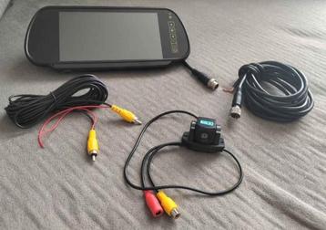 Spiegelcamera voor auto met achteruitrijcamera beschikbaar voor biedingen