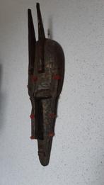 Oud traditioneel stammasker Marka Bambara (Mali), Ophalen