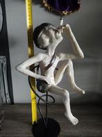 Verzamel item alien, Ophalen