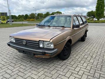 Volkswagen Passat GL 1.6 Voiture classique de 1982, Autos, Achat, Entreprise, Autre carrosserie, Essence