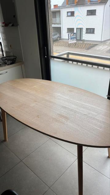 PRACHTIGE EETAFEL OVAAL beschikbaar voor biedingen