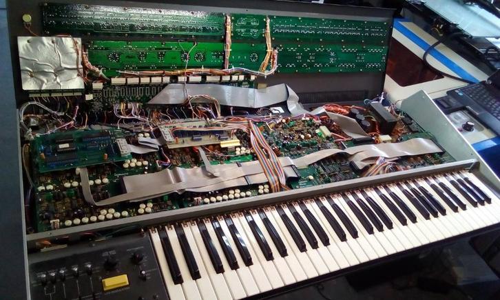 Reparaties synths, drumcomputers, mixers, draaitafels,..., Muziek en Instrumenten, Overige Muziek en Instrumenten, Zo goed als nieuw