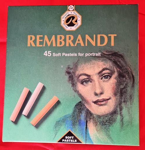 Rembrandt 45 Soft Pastels for Portrait, Hobby en Vrije tijd, Overige Hobby en Vrije tijd, Nieuw, Ophalen of Verzenden