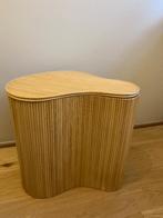 Ferm Living Isola bijzettafel, 55 tot 75 cm, Zo goed als nieuw, Overige vormen, Hout