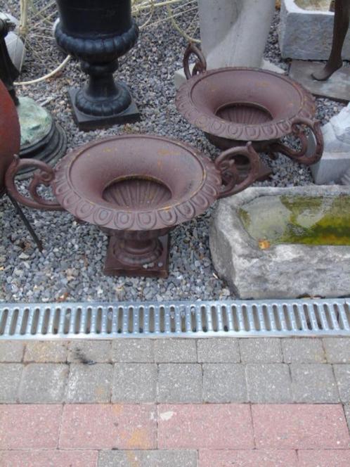 wastafel + grepen bruin-roestig gietijzer set van 2 stuks, Tuin en Terras, Tuinvazen, Nieuw, Ophalen