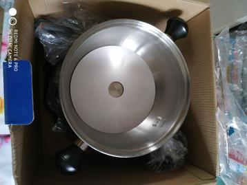 fondue et lot de plats allu pizza pan 15€, Electroménager, Enlèvement, Neuf