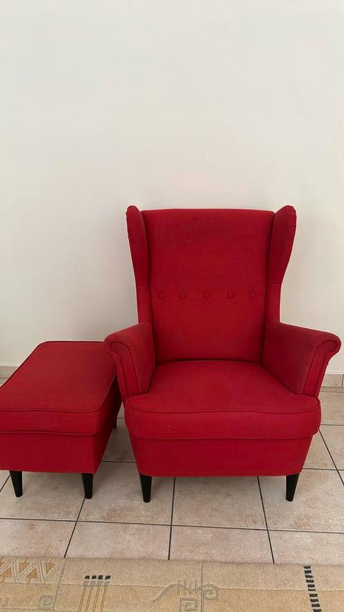 IKEA STRANDMON Wing Chair met Hocker, Huis en Inrichting, Fauteuils, Gebruikt, Stof, 50 tot 75 cm, 75 tot 100 cm, Ophalen of Verzenden