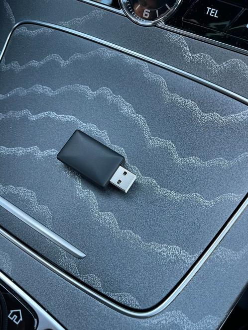 Draadloze Apple CarPlay Adapter - Maak kabels overbodig!, Telecommunicatie, Carkits, Ophalen