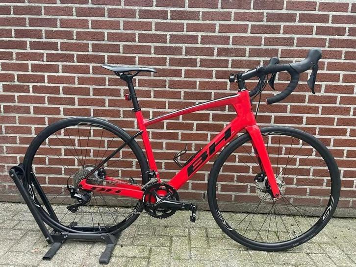 BH Quartz Disc 3.0 – carbon racefiets met schijfremmen, Fietsen en Brommers, Fietsen | Heren | Sportfietsen en Toerfietsen, Gebruikt