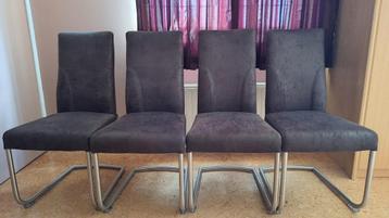 stoelen in alcantara  beschikbaar voor biedingen