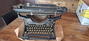 Typmachine underwood beschikbaar voor biedingen
