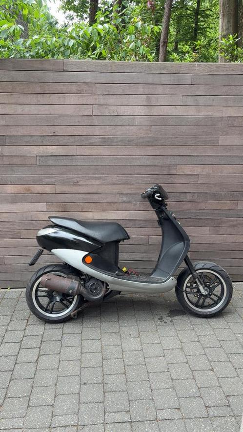 Viva city opknapper, Fietsen en Brommers, Scooters | Peugeot, Zo goed als nieuw, Vivacity, Klasse B (45 km/u), Tweetakt, Ophalen