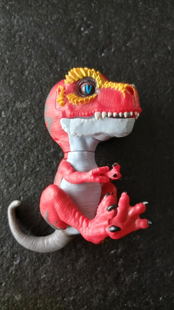 WowWee Fingerlings Untamed T-Rex, Verzamelen, Poppetjes en Figuurtjes, Zo goed als nieuw, Ophalen of Verzenden