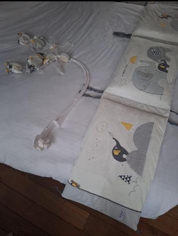 Mobiele sets + babybedjes  beschikbaar voor biedingen
