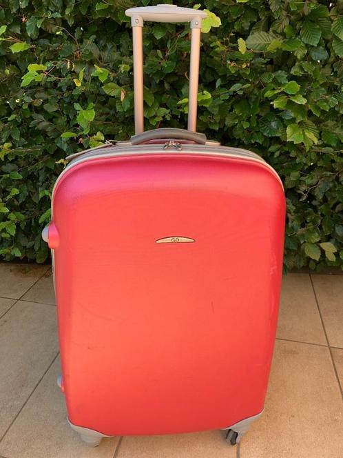 Reiskoffer, Handtassen en Accessoires, Koffers, Gebruikt, Hard kunststof, 70 cm of meer, 45 tot 55 cm, Uitschuifbare handgreep