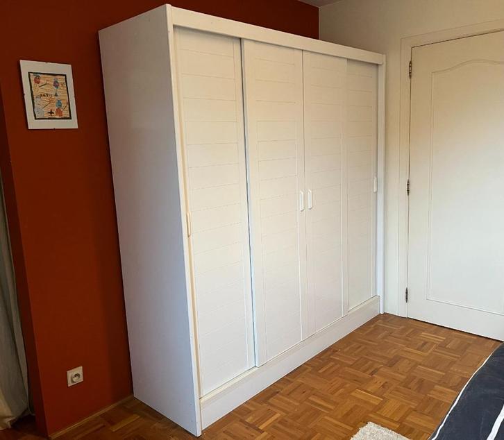 slaapkamer meubelset (kast + commode + 2 nachtkastjes), Huis en Inrichting, Slaapkamer | Complete slaapkamers, Gebruikt, Ophalen